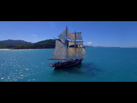 Whitsunday Islands Drone Video Tour | Expedia Australia
